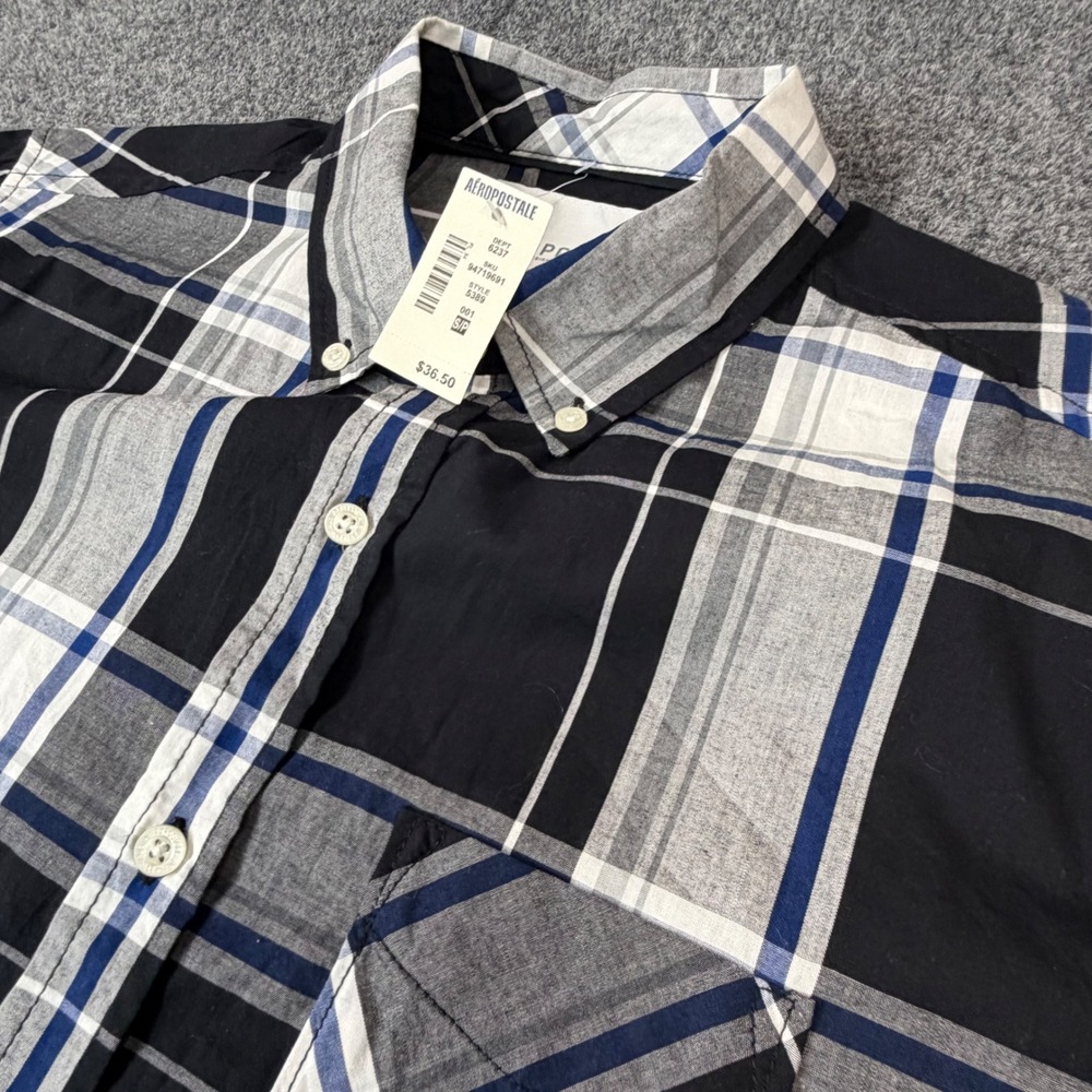 Aeropostale Mens Plaid Button Down Short Sleeve Shirt Black Blue White Small NWT